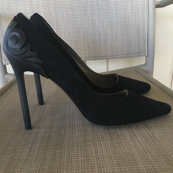 Versace Collection Black Pointed Toe Pumps w Detailed Back EUC - Picture 4 of 13